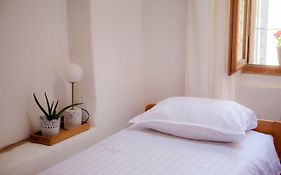 Amarilis Rooms